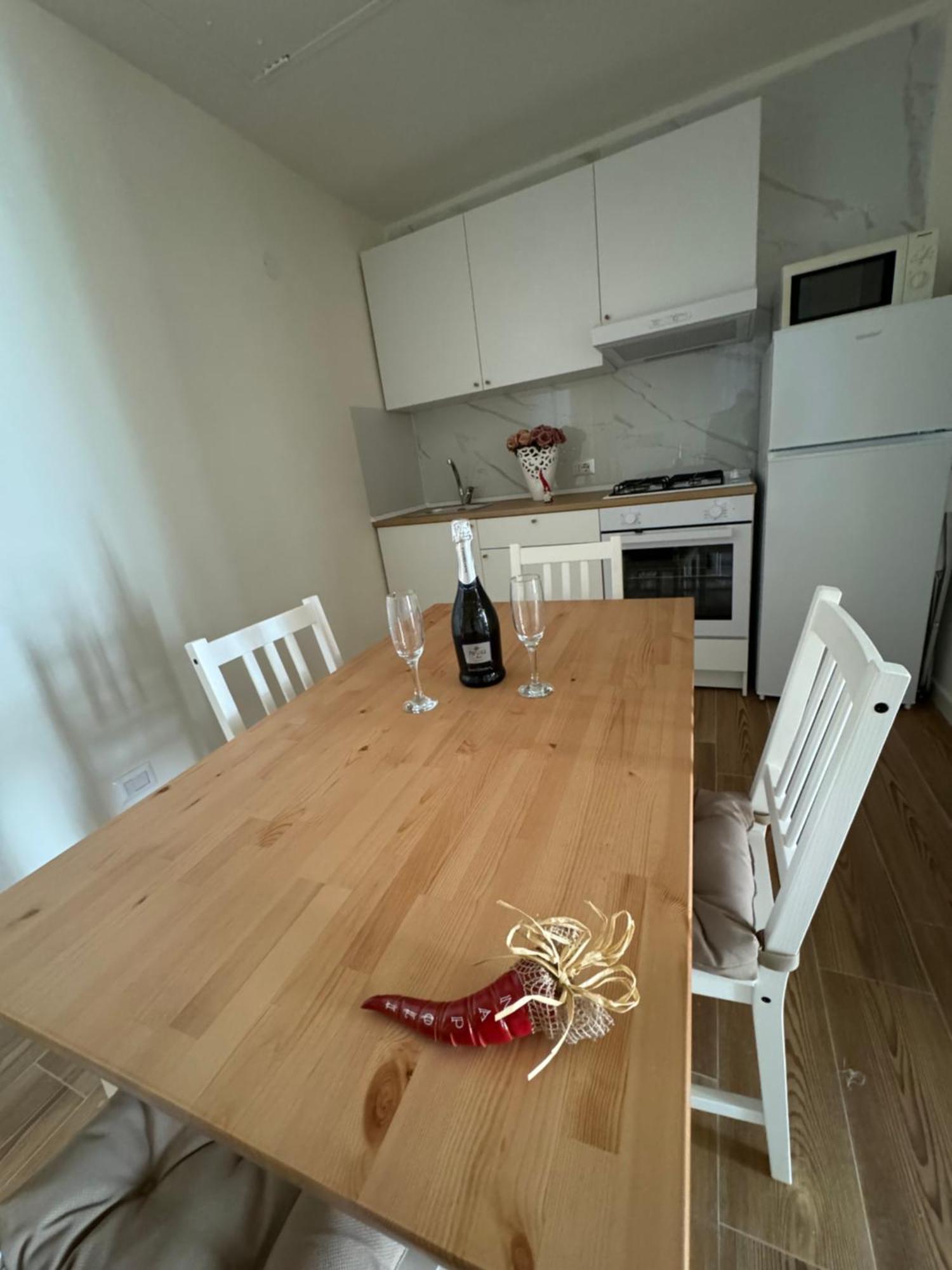 La Dimora Di Cinzia Lägenhet Neapel Exteriör bild